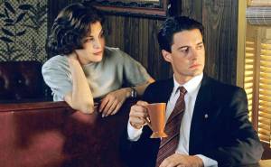 How to Watch All of Twin Peaks in Order